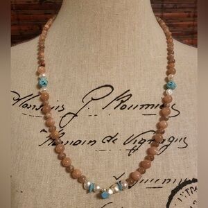 Elegant Peach Moonstone Beaded Necklace with Turquoise Accents